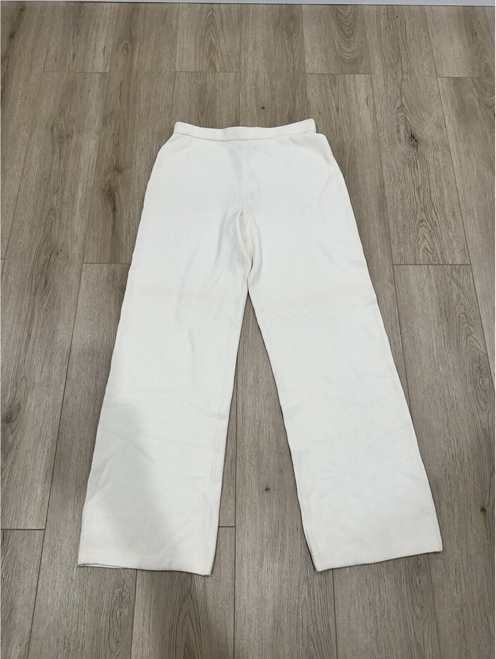 NWT St. John Collection Bright White knit Pants women's size 12 FLAWS